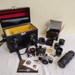 Grand coffret Olympus OM-1 complet